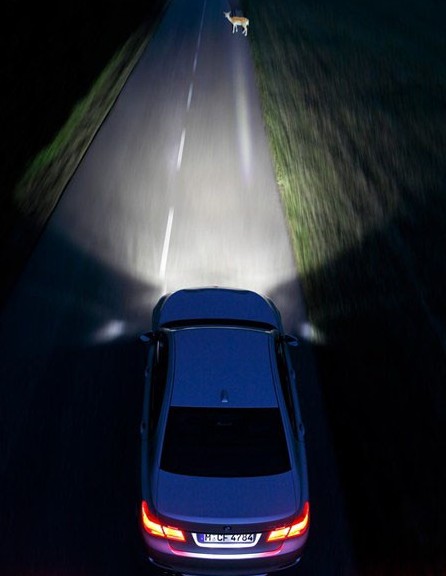 租車夜晚開車注意的三大事項(xiàng)